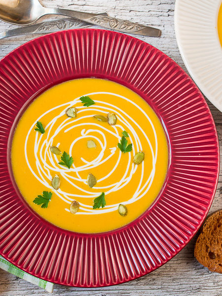 Pumpkin Cream Soup with Baked Apples